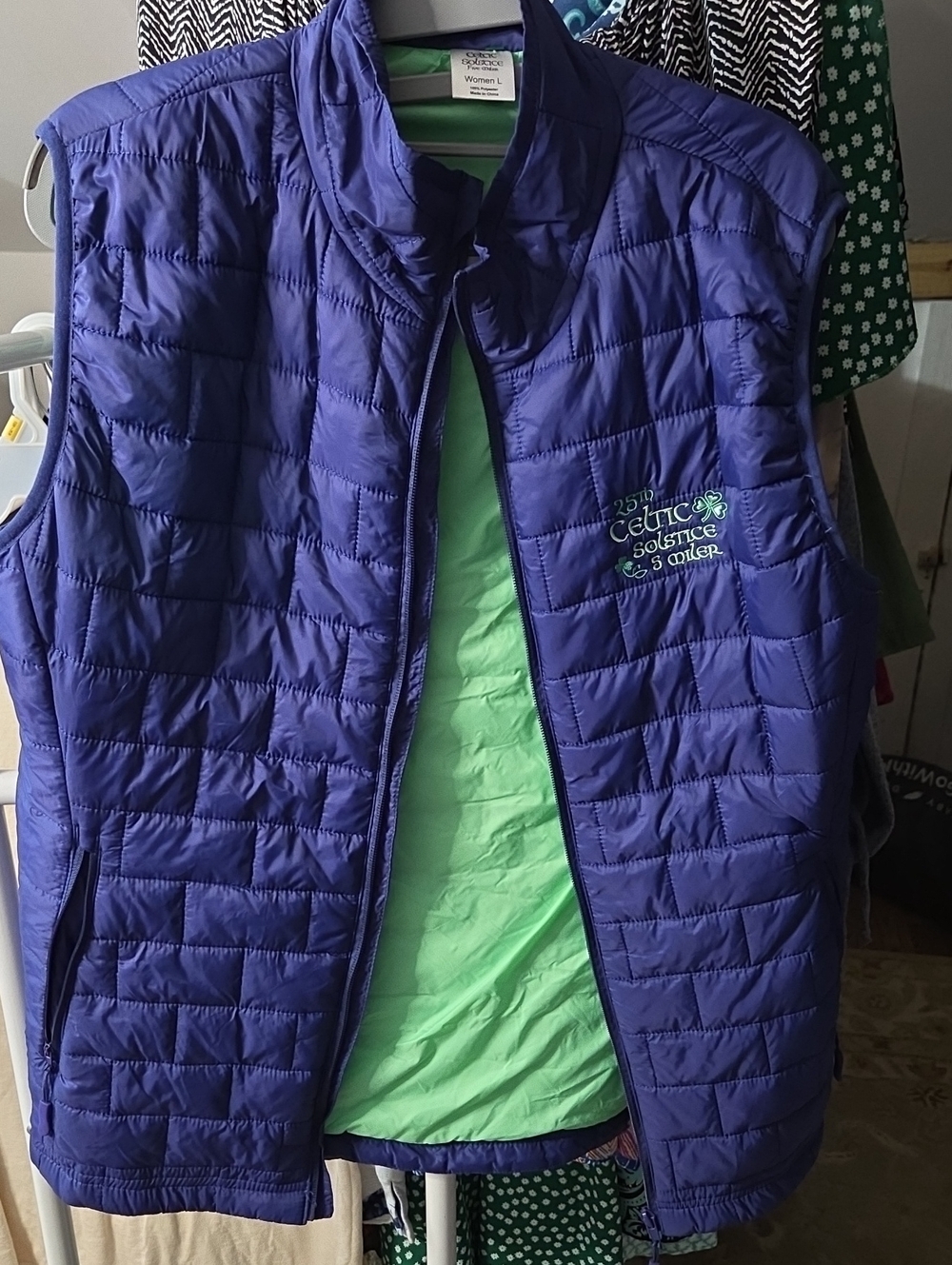 Celtic Solstice 2024 5 MilerPurple Quilted Puffer Vest Size Large